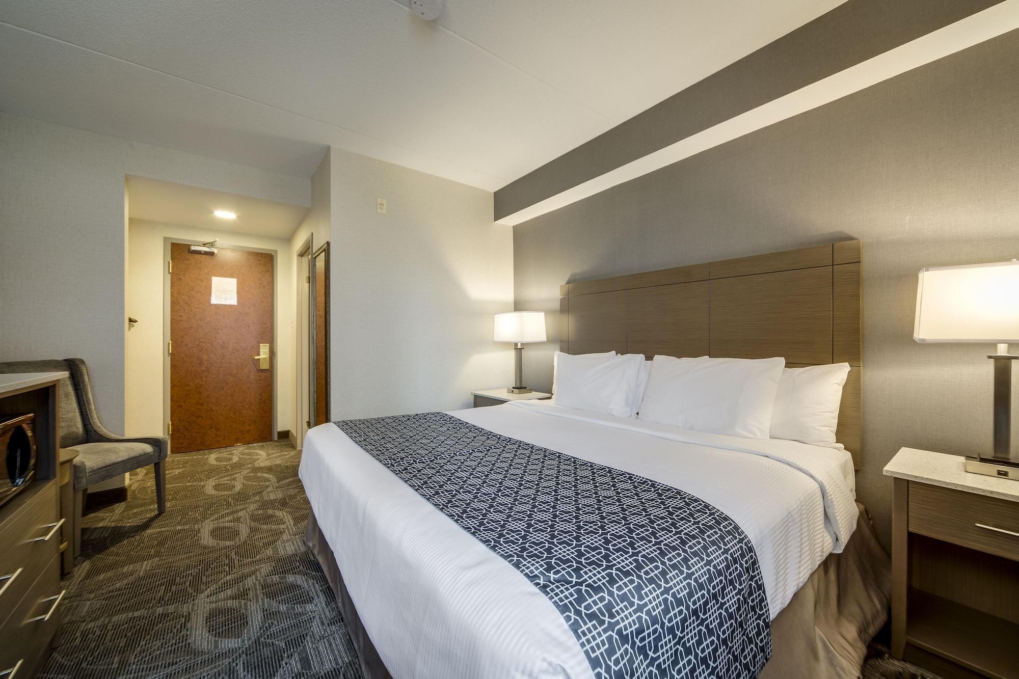 Monte Carlo Inn Airport Suites Mississauga Dış mekan fotoğraf