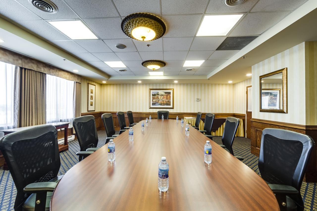 Monte Carlo Inn Airport Suites Mississauga Dış mekan fotoğraf