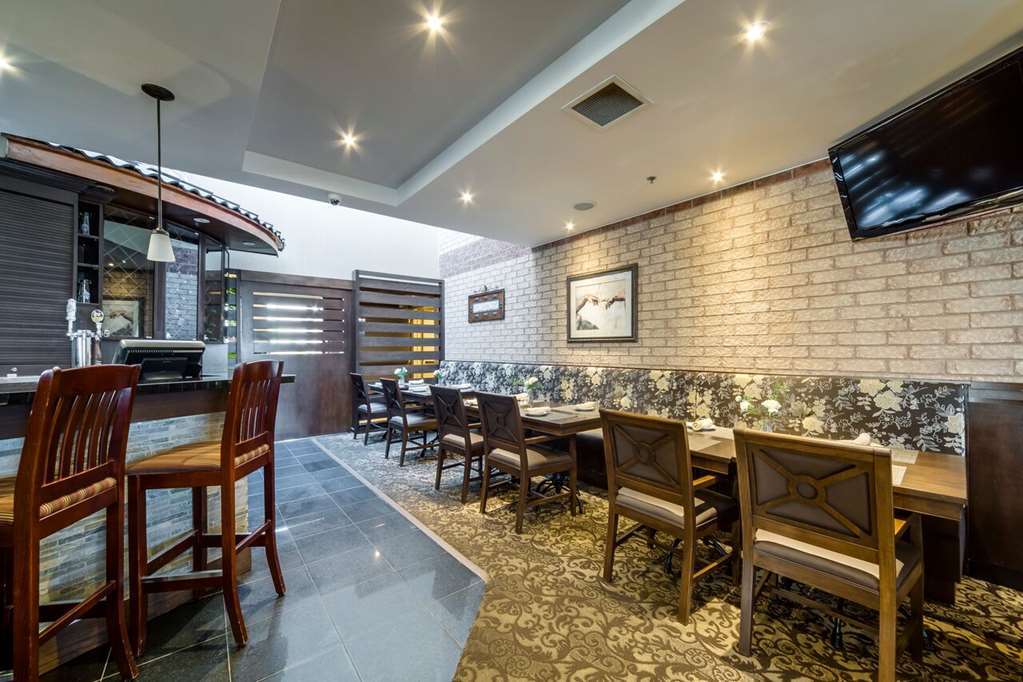 Monte Carlo Inn Airport Suites Mississauga Oda fotoğraf